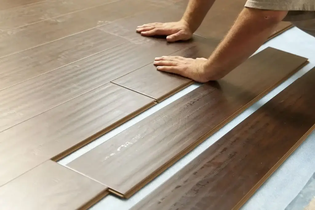 blog ¿sobre que superficie puedo instalar mi piso flotante